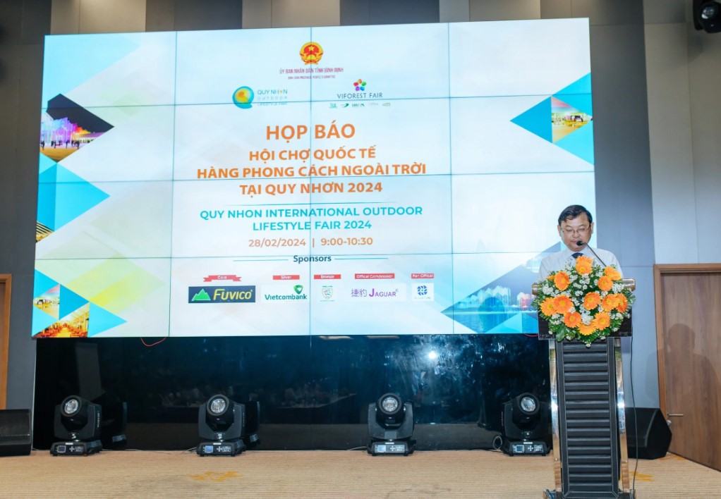 Xuất khẩu gỗ sang Mỹ tăng vọt 120%, lần đầu tiên tổ chức hội chợ về đồ gỗ phong cách ngoài trời tại Bình Định 13 van ghep tram xuat khau go sang my tang vot 120 lan dau tien to chuc hoi cho ve do go phong cach ngoai troi tai binh dinh