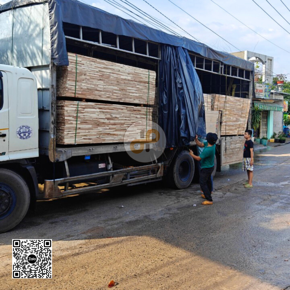 van ghep tram tong hop xe van tram xuat kho thang 82057