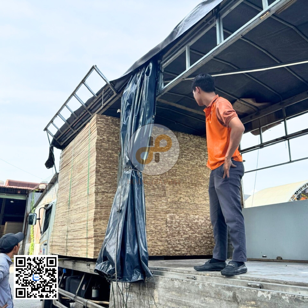 van ghep tram nhung xe van ghep tram chat luong da xuat kho thang 112042