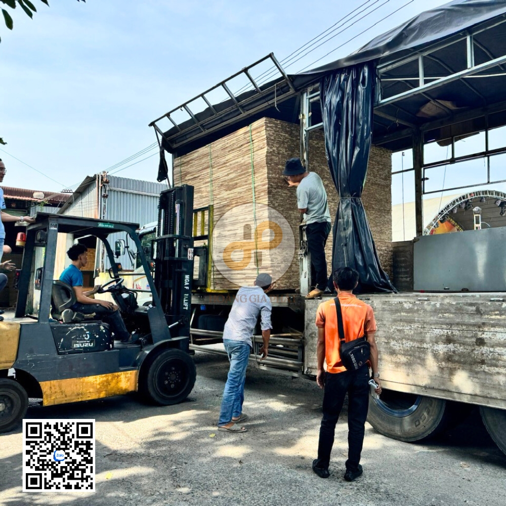 van ghep tram nhung xe van ghep tram chat luong da xuat kho thang 112043