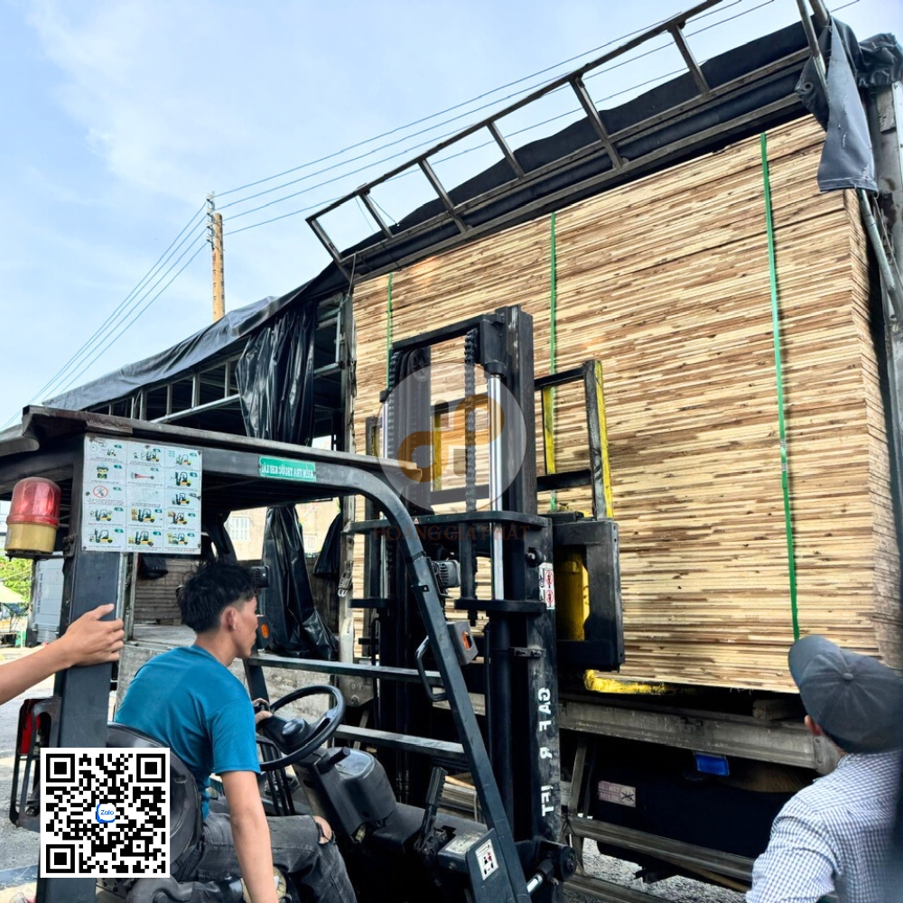 van ghep tram nhung xe van ghep tram chat luong da xuat kho thang 112044